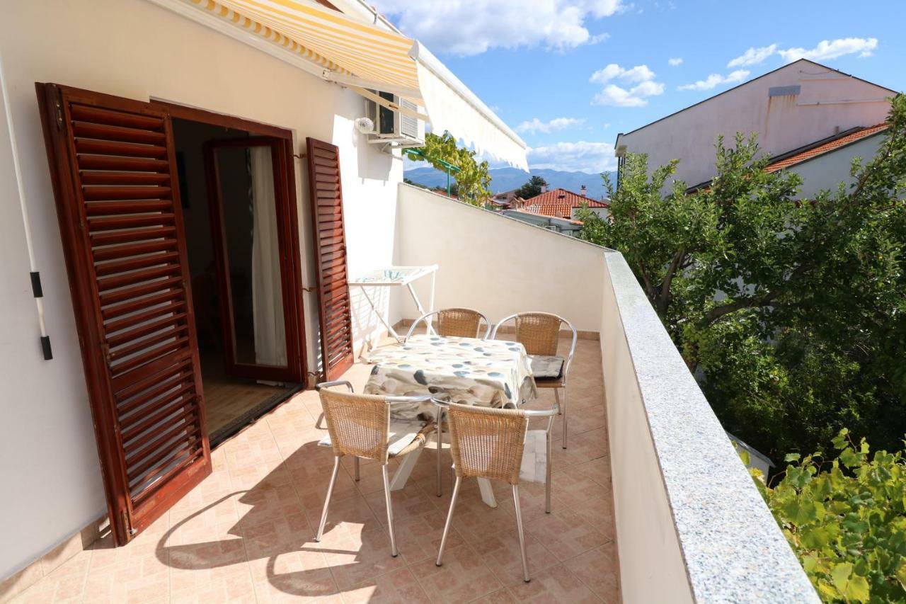 Apartments Reljic With Terrace 巴斯卡 外观 照片